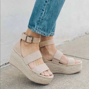 Soludos Argos Tan Suede Platform wedges